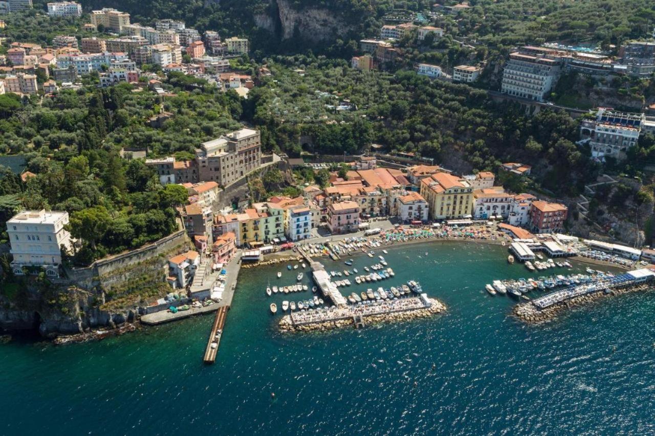 Апартаменти Casa Mia Сорренто Екстер'єр фото